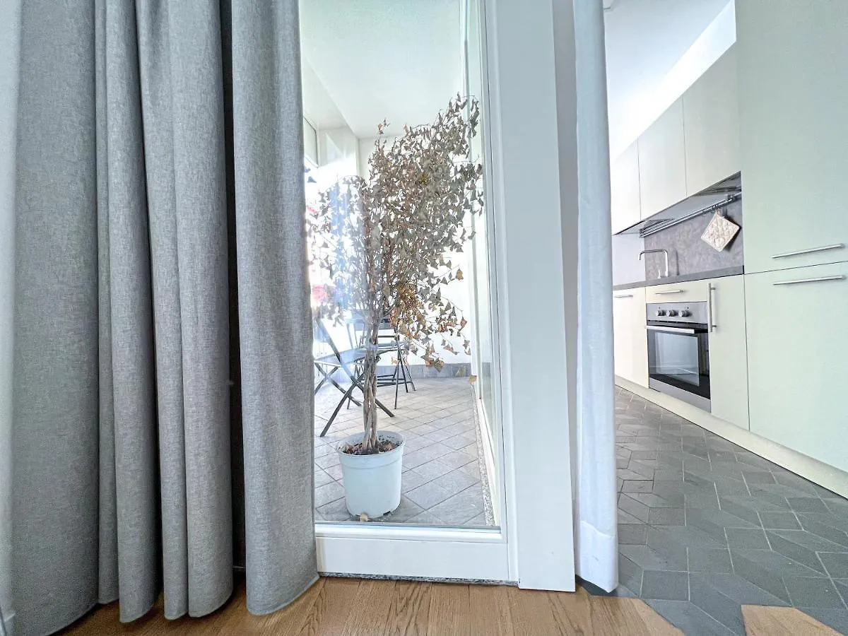 The Boutique Houses Milan - Midtown Apartment 0*,