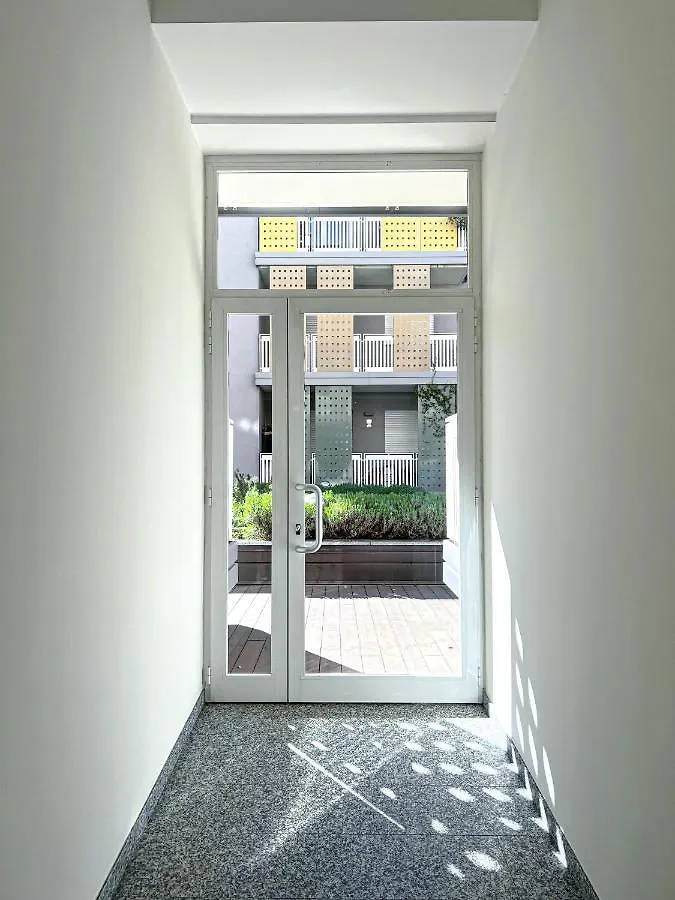 The Boutique Houses Milan - Midtown Apartment 0*,  Italy